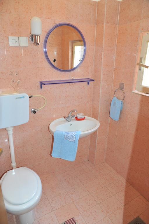 Apartment Majda Rab Town Oda fotoğraf